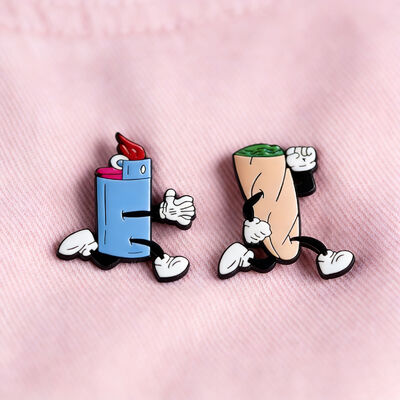 satın al Giyim, aksesuarlar ve logo markalaşması için özel serigrafi baskılı metal yaka iğneleri toptan satışı online manufacture