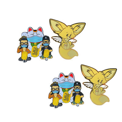 Karikatür Custom Altın Lapel Pins Metal Enamel Pins