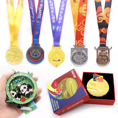 Toptan Yüksek Kaliteli Tasarım Kendi Boş Çinko Alaşımlı 3D Altın Ödül Koşu Madalyası Özel Spor Metal Madalya