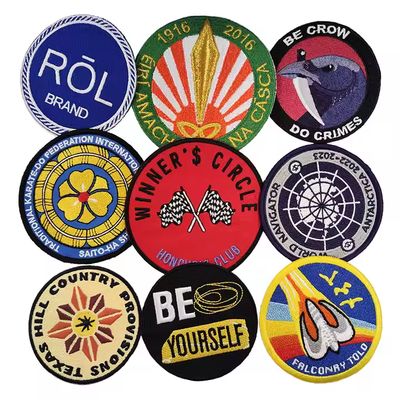 İyi bir fiyat. Çok Satan Özel %100 İşlemeli Nakış Yamalar Giyim İçin Dikilir Ütülenir çevrimiçi