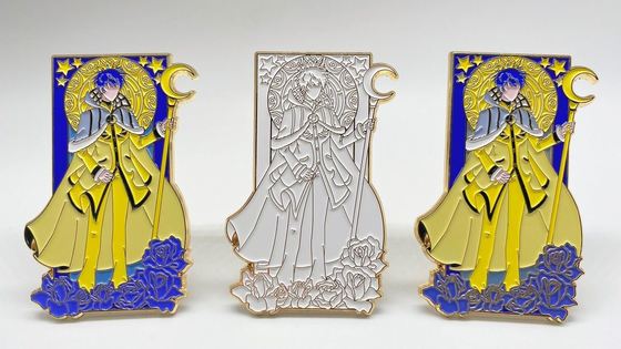 İyi bir fiyat. Özel 1,5 mm kalınlığındaki yumuşak emaye lapel iğneleri ve kişiselleştirilmiş logo metal rozet iğneleri çevrimiçi