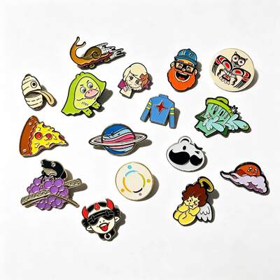 İyi bir fiyat. Özel Altın Kaplama Anime Karikatür Yumuşak Enamel Lapel Pin Metal Rozet Spor Moda için çevrimiçi