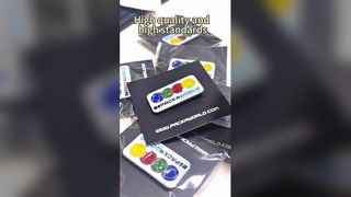 Toptan Özel Parıltılı Yumuşak Emaye Pimler | Işıltılı Metal Yaka Rozetleri | Simli Emaye Broş